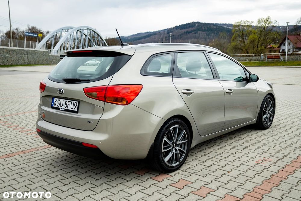 Kia Ceed 1.6 CRDi L - 4