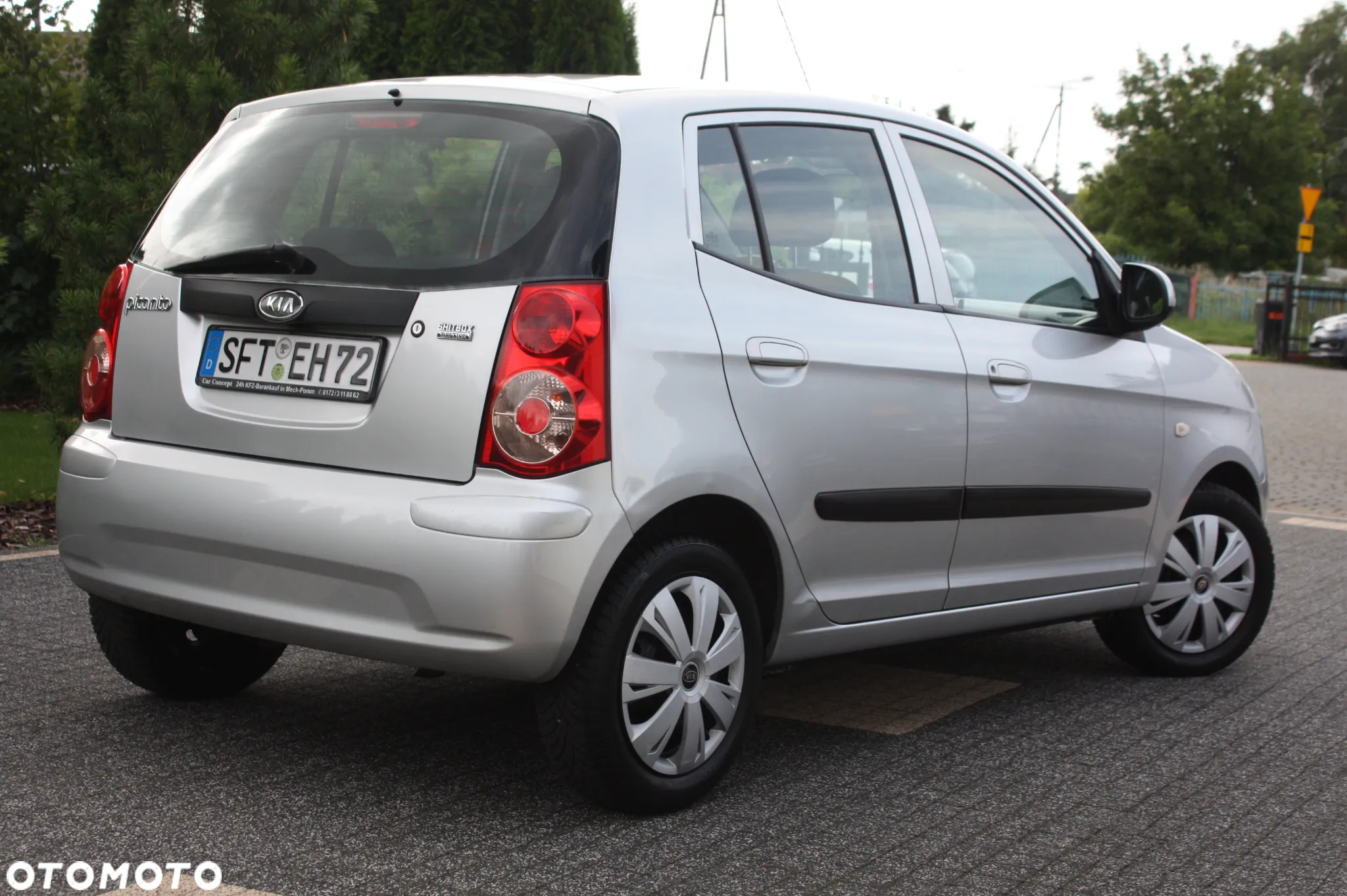 Kia Picanto 1.1 LX - 4