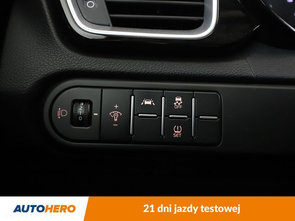 Kia XCeed 1.4 T-GDI L - 33