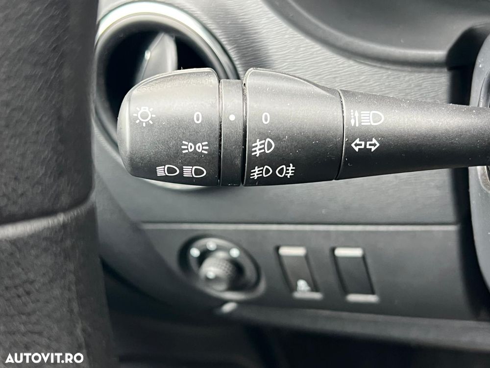 Dacia Lodgy 1.5 Blue dCi Laureate - 22