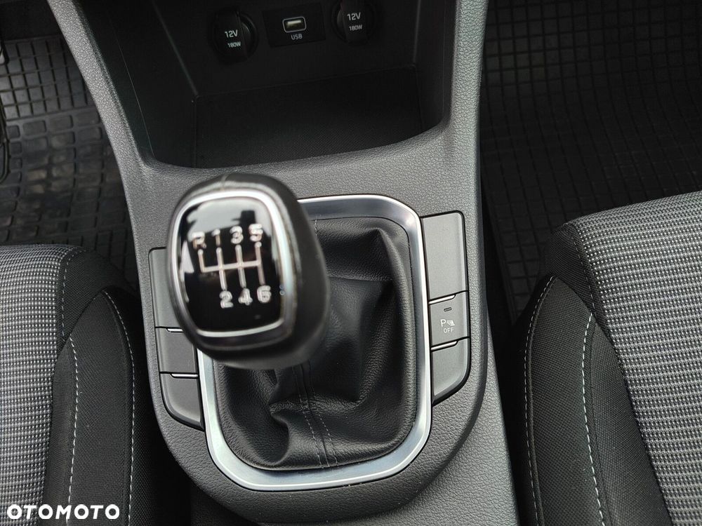 Hyundai i30 - 24