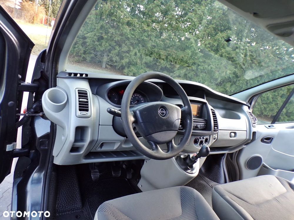Opel VIVARO - 15