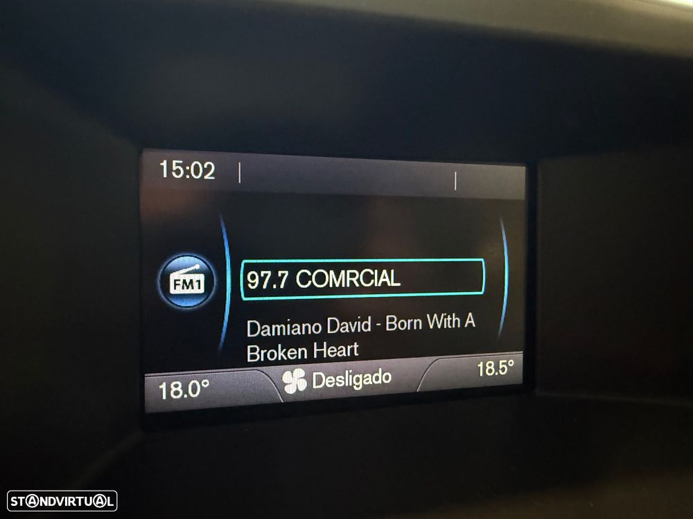 Volvo XC 60 2.0 D3 Drive R-Design - 28