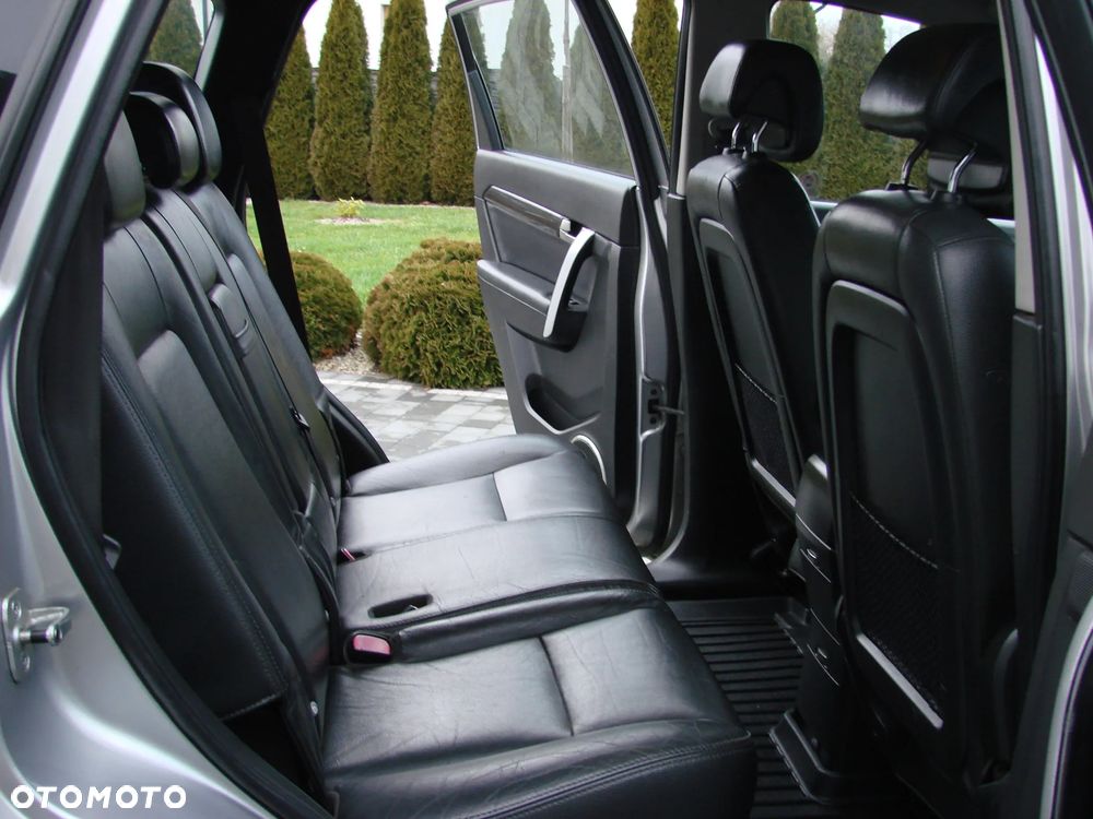 Chevrolet Captiva - 22