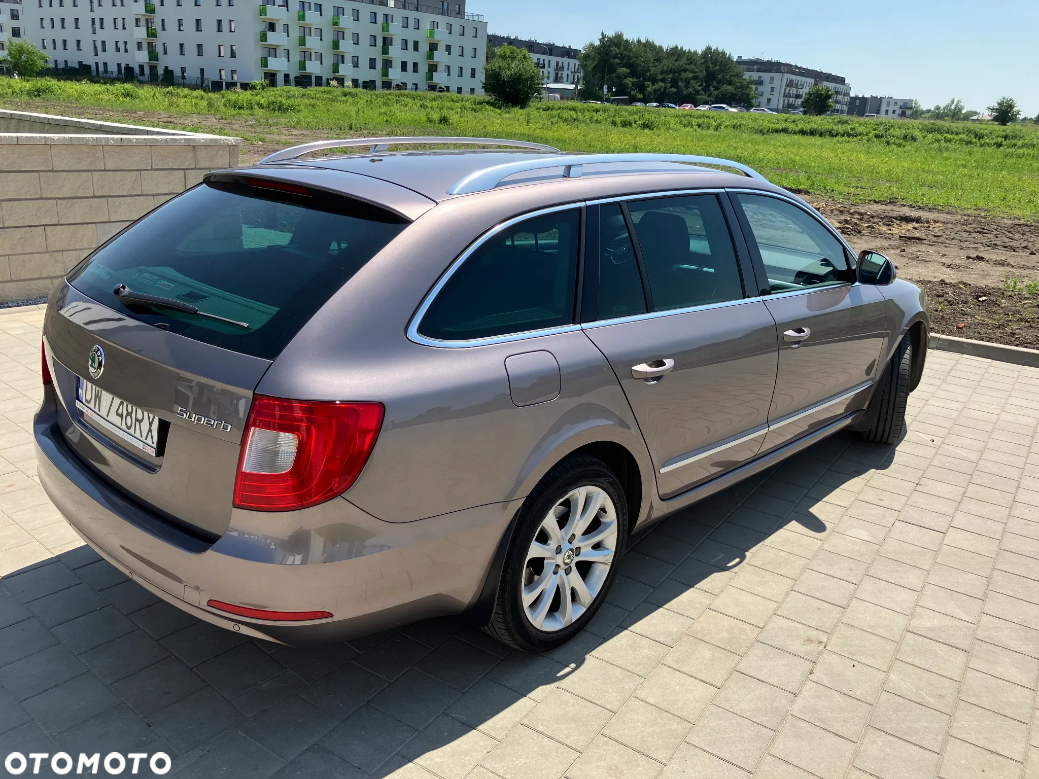 Skoda Superb 1.8 TSI Ambition DSG - 9