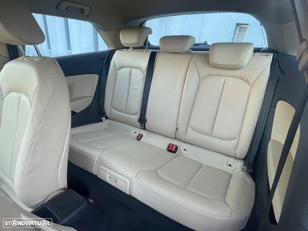Audi A3 1.6 TDI Advance - 6
