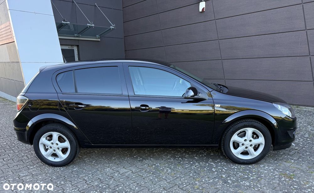 Opel Astra - 11