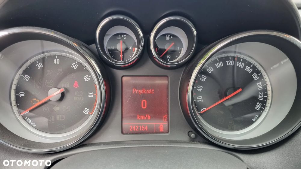 Opel Astra 1.4 Turbo - 16