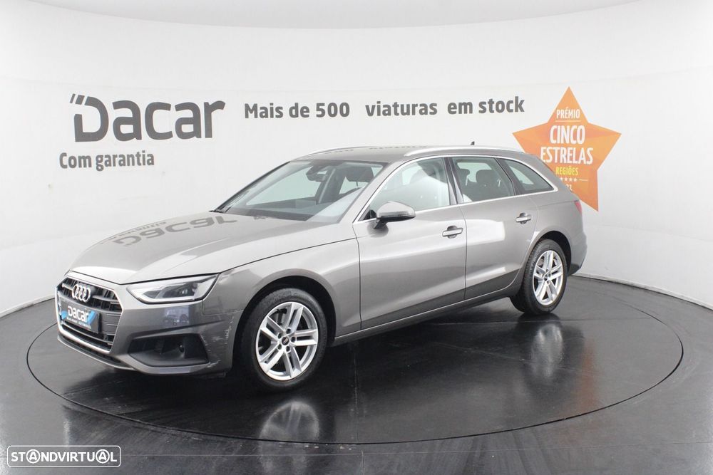 Audi A4 Avant 30 TDI S tronic — fotografia 3
