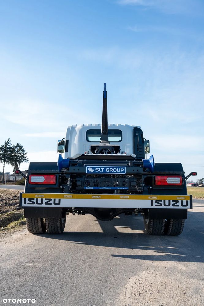 Isuzu M29H - 3