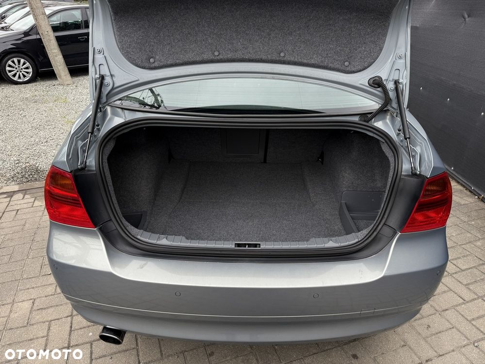 BMW Seria 3 - 39