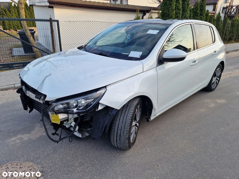 Peugeot 308 PureTech 130 GPF EAT8 Stop & Start Allure Business-Paket - 13