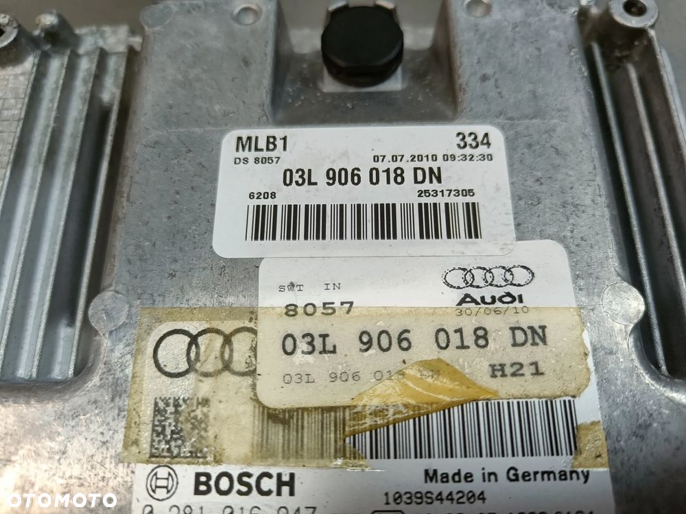 Sterownik silnika 2.0 TDI Audi Q5 8R ECU 03L906018DN - 4