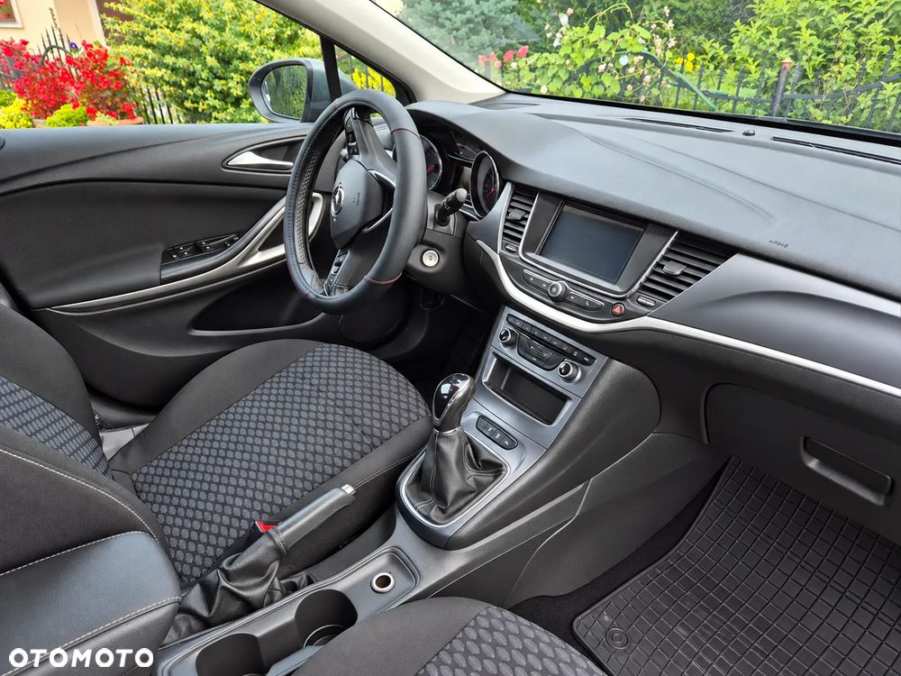 Opel Astra - 14