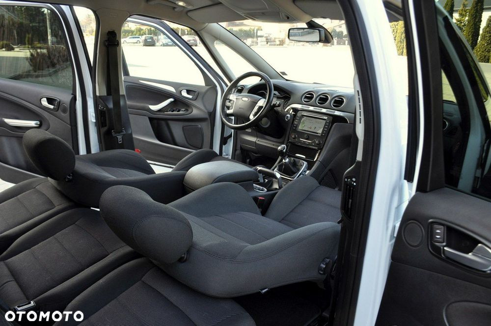 Ford S-Max - 23