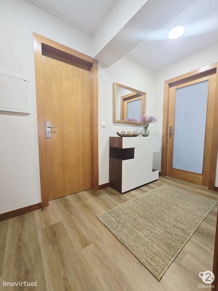 Apartamento T2 em Custóias ( Avilhó ) - Grande imagem: 2/19