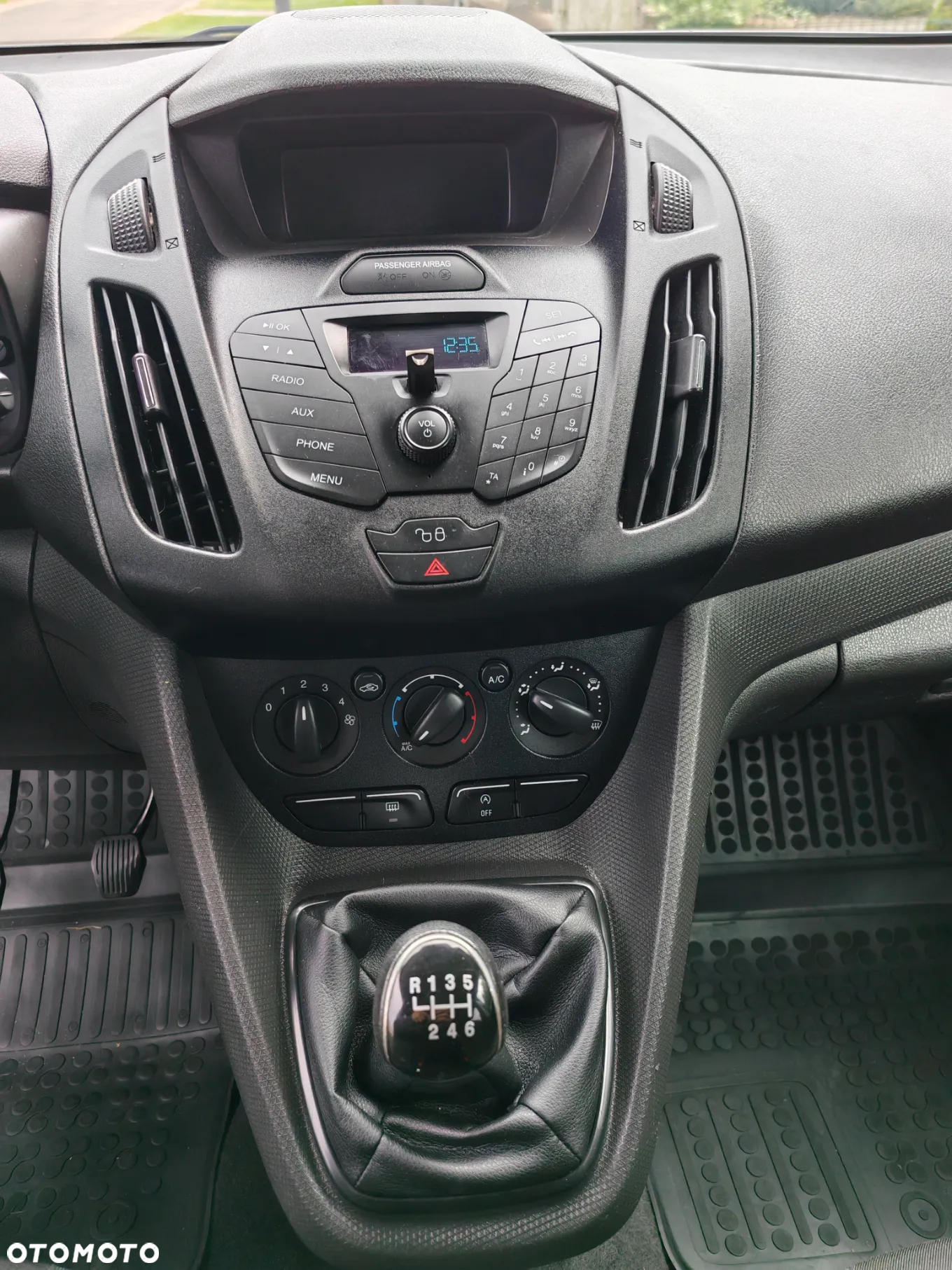 Ford Tourneo Connect Gr 1.5 TDCi Trend - 25