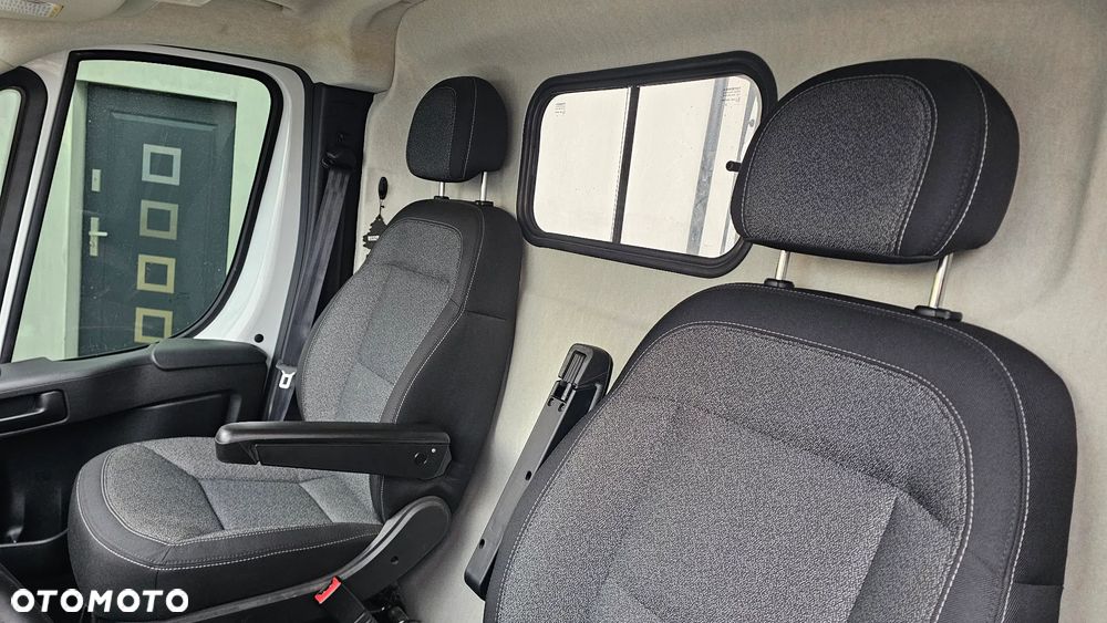RAM Promaster - 17
