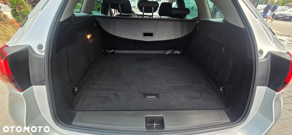 Opel Astra 1.6 D Start/Stop Edition - 33