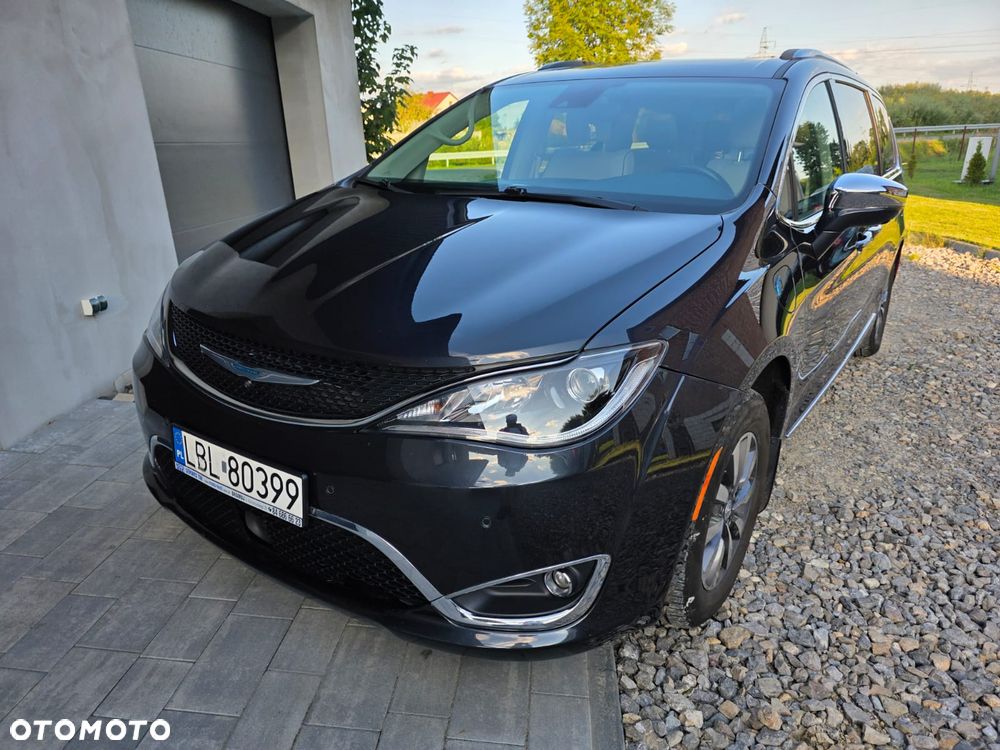 Chrysler Pacifica - 7