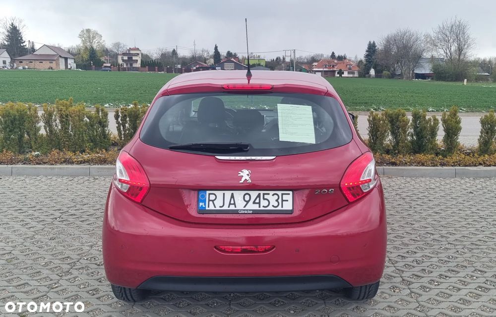 Peugeot 208 82 PureTech Style - 2