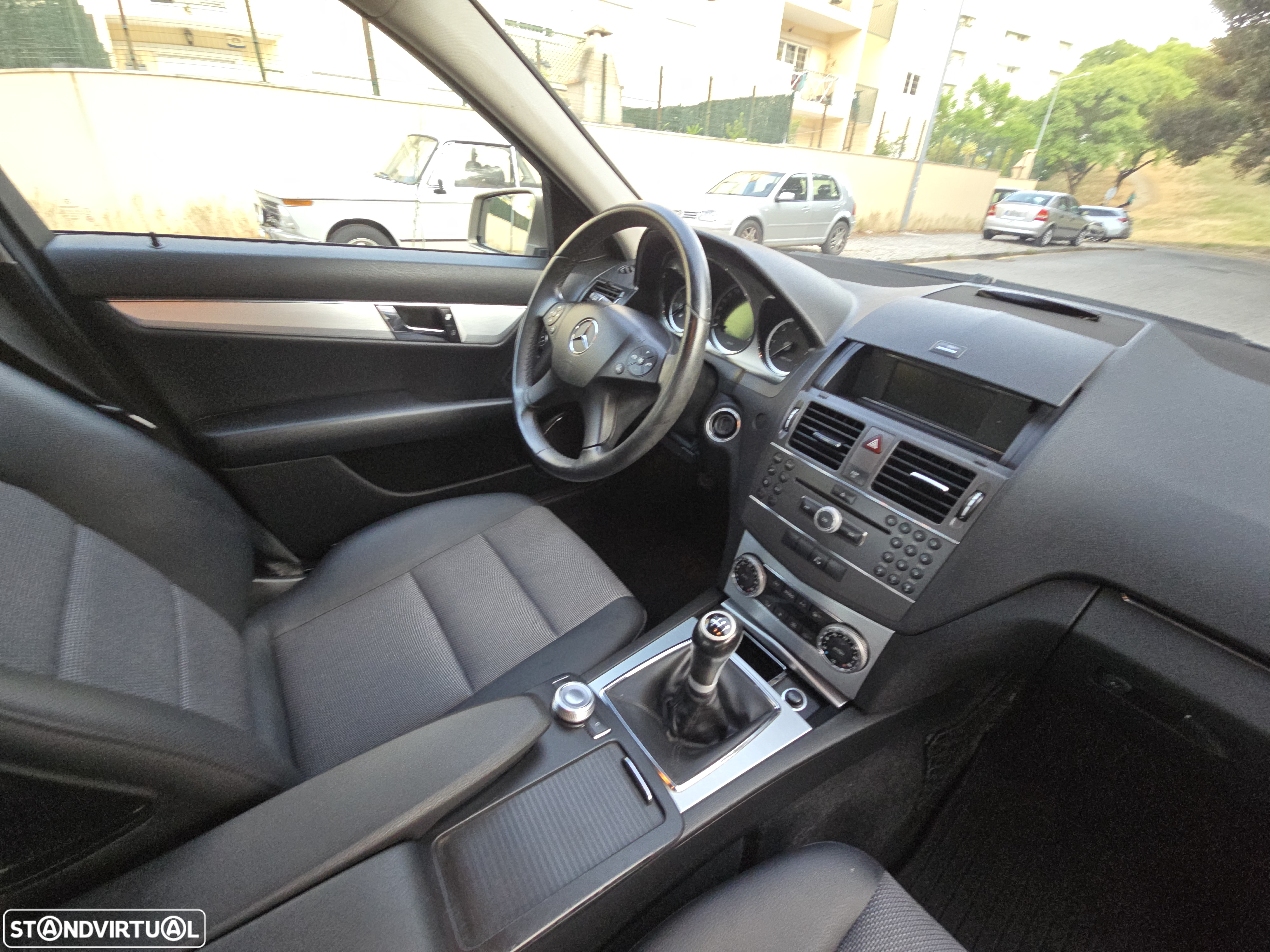 Mercedes-Benz C 250 CDi Avantgarde BlueEfficiency - 16