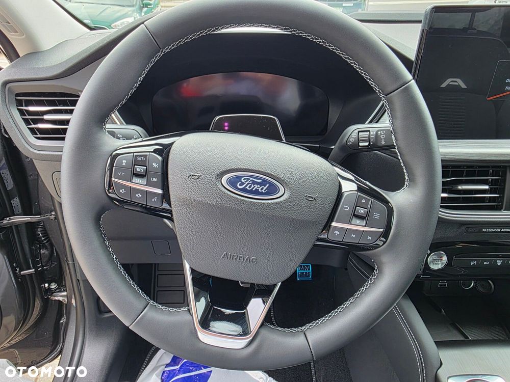 Ford Kuga - 21