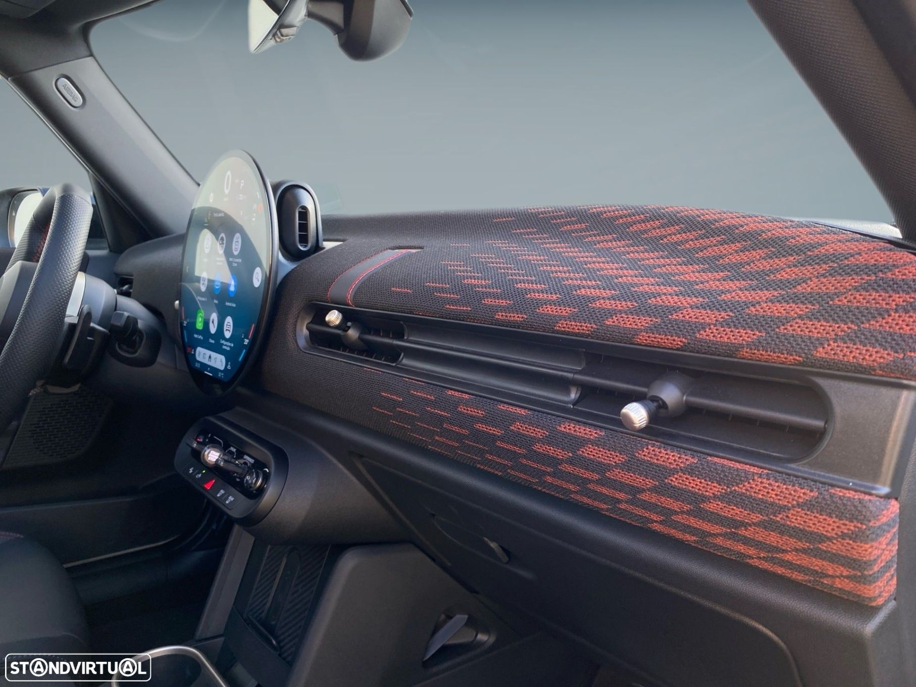 MINI 5 Portas Cooper S Premium JCW Auto - 17
