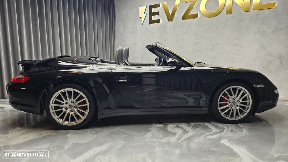 Porsche 911 (997) Carrera 4 S Cabriolet - 10