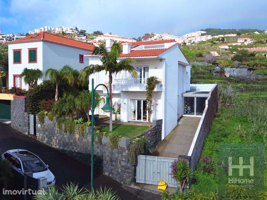 Moradia T4 unifamiliar no Caniço de Baixo - Grande imagem: 4/37