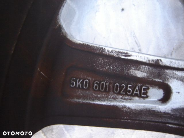 VW GOLF VI ALUFELGA IDEALNA 5K0601025 AE ORYGINAŁ - 2