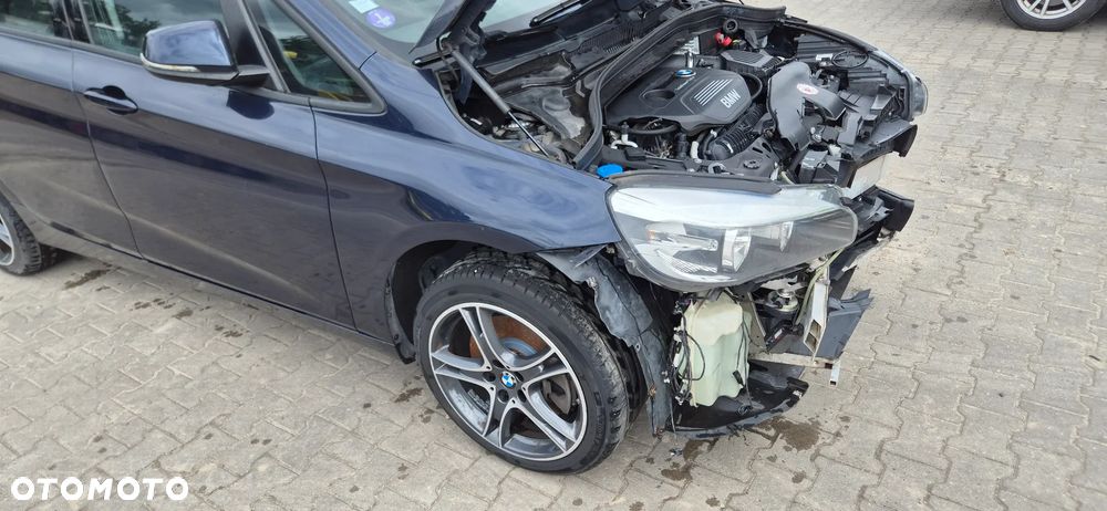 BMW Seria 2 220i Advantage - 25