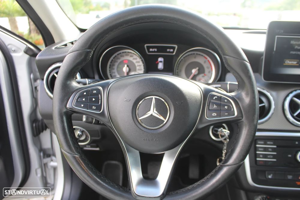 Mercedes-Benz GLA 220 d 7G-DCT Style - 20