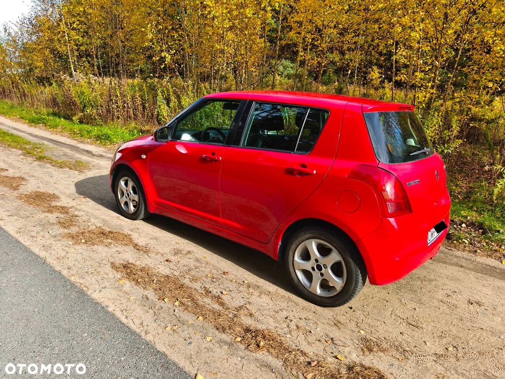 Suzuki Swift - 7