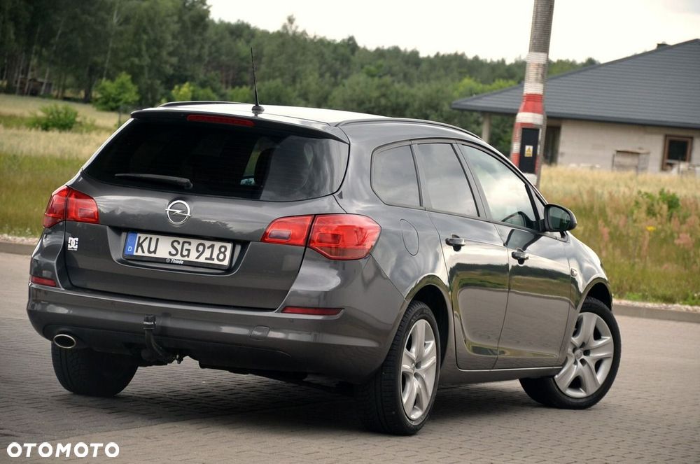 Opel Astra - 8