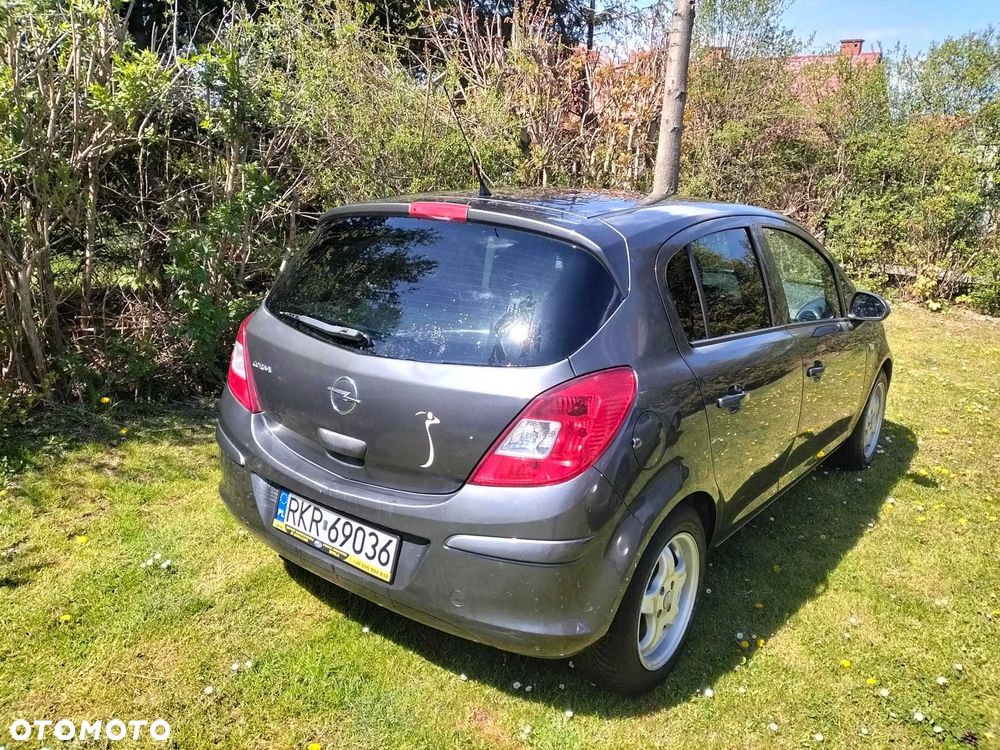 Opel Corsa - 4