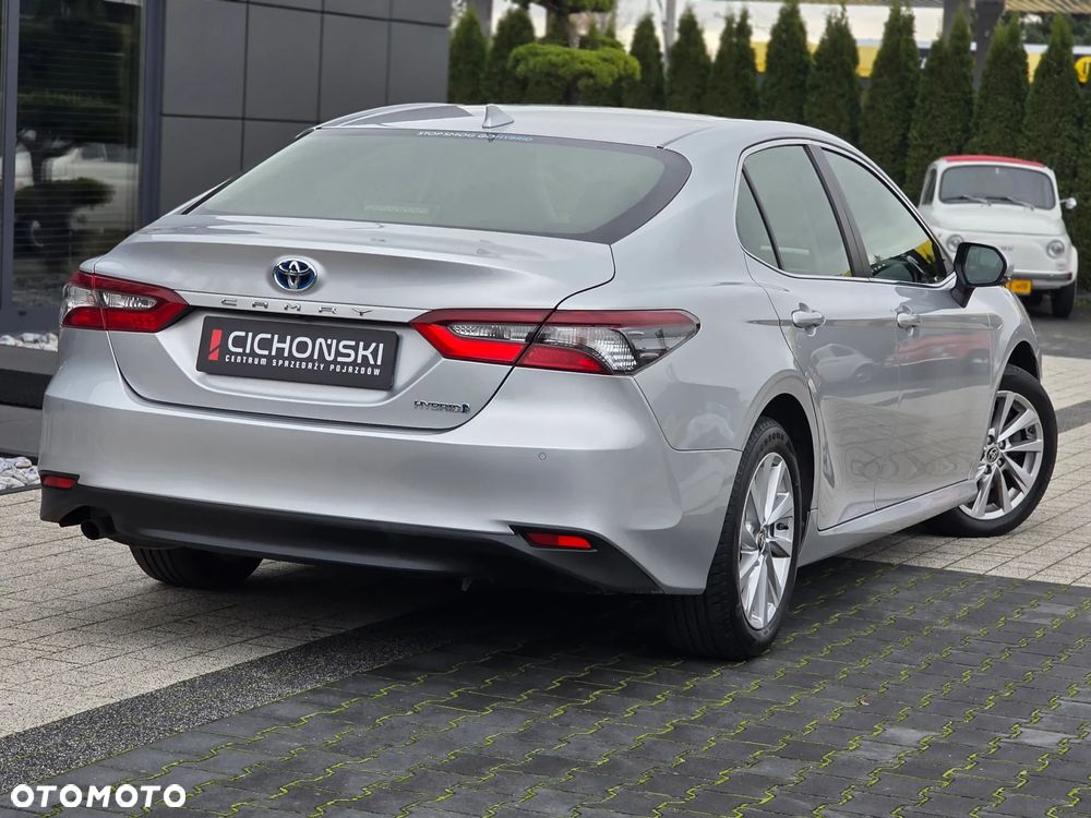 Toyota Camry 2.5 Hybrid Comfort CVT - 8
