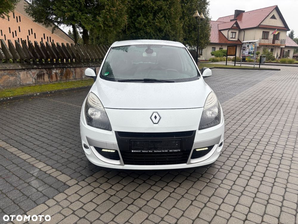 Renault Scenic dCi 150 FAP Dynamique - 11