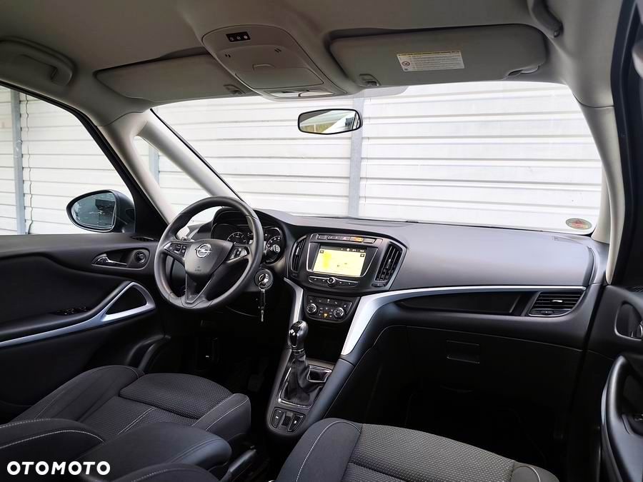 Opel Zafira 1.4 Turbo Business Edition - 17
