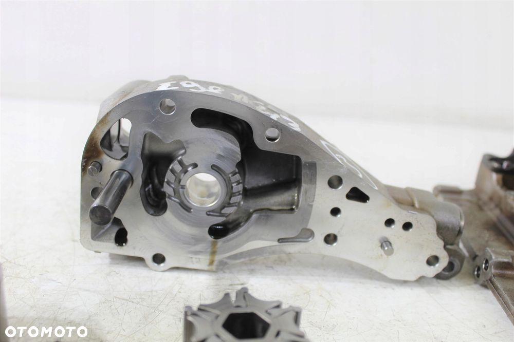POMPA OLEJU OLEJOWA BMW E90 E87 2.0B N43B20A - 2