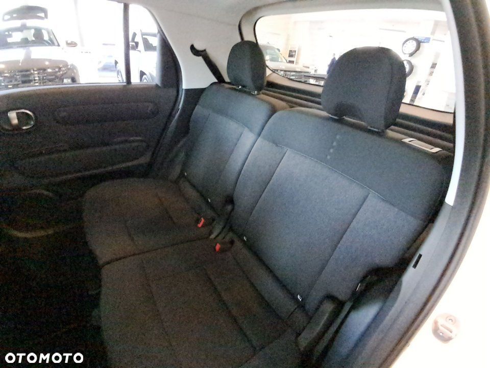 Hyundai Inster - 14