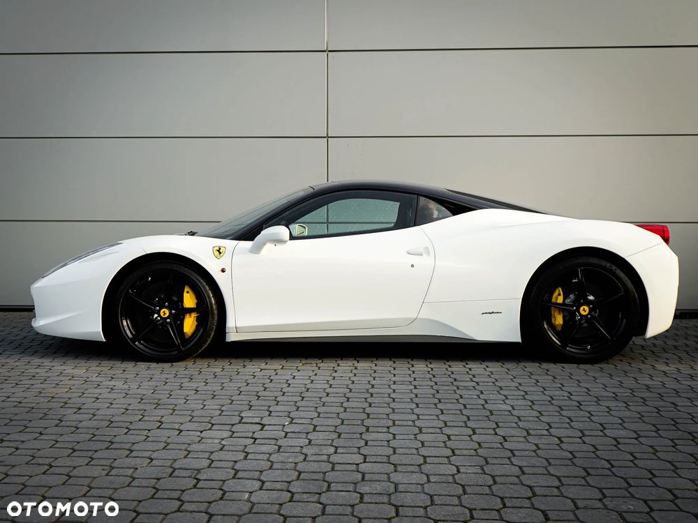 Ferrari 458 Italia - 4