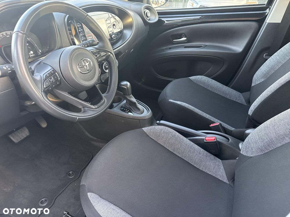 Toyota Aygo X - 6