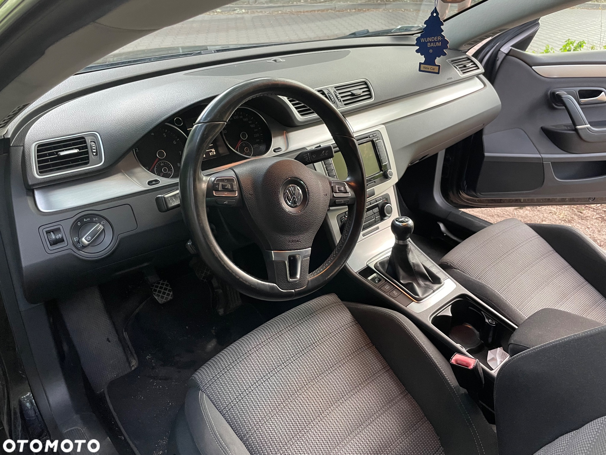 Volkswagen Passat 1.8 TSI Sportline - 8