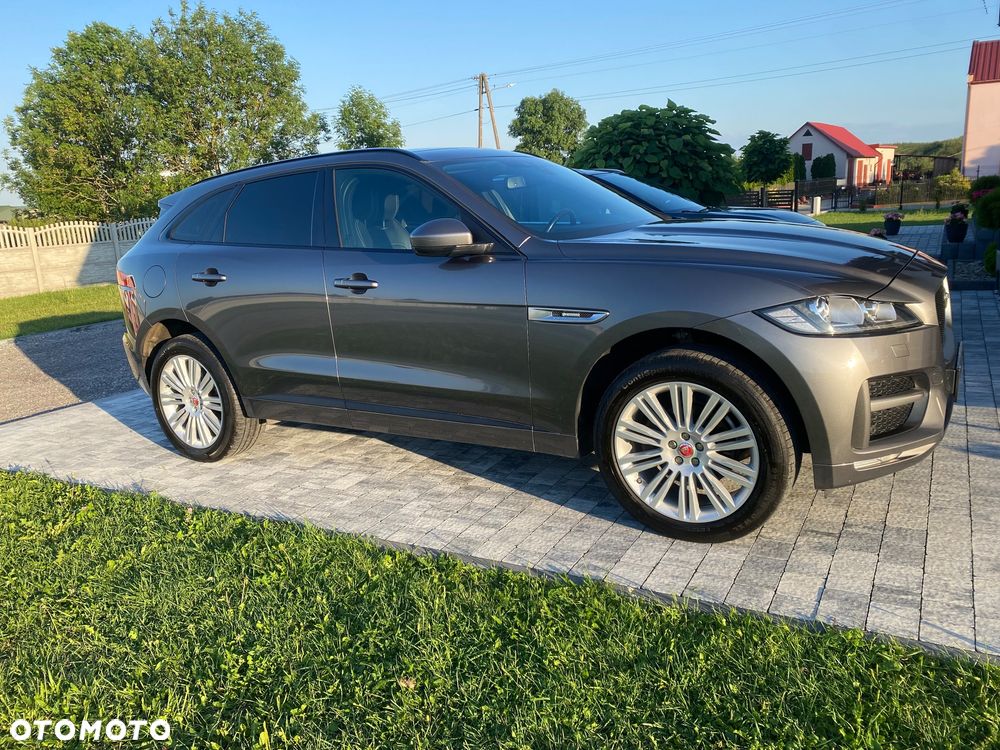 Jaguar F-Pace 20d AWD R-Sport - 32