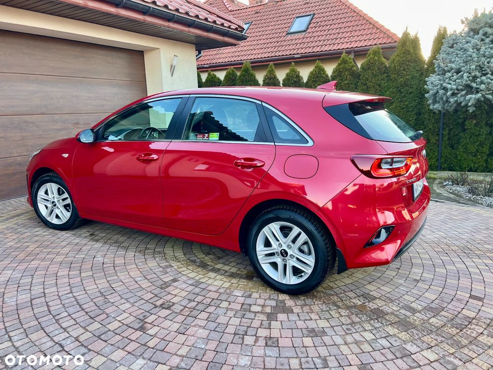 Kia Ceed 1.6 CRDi SCR M - 21