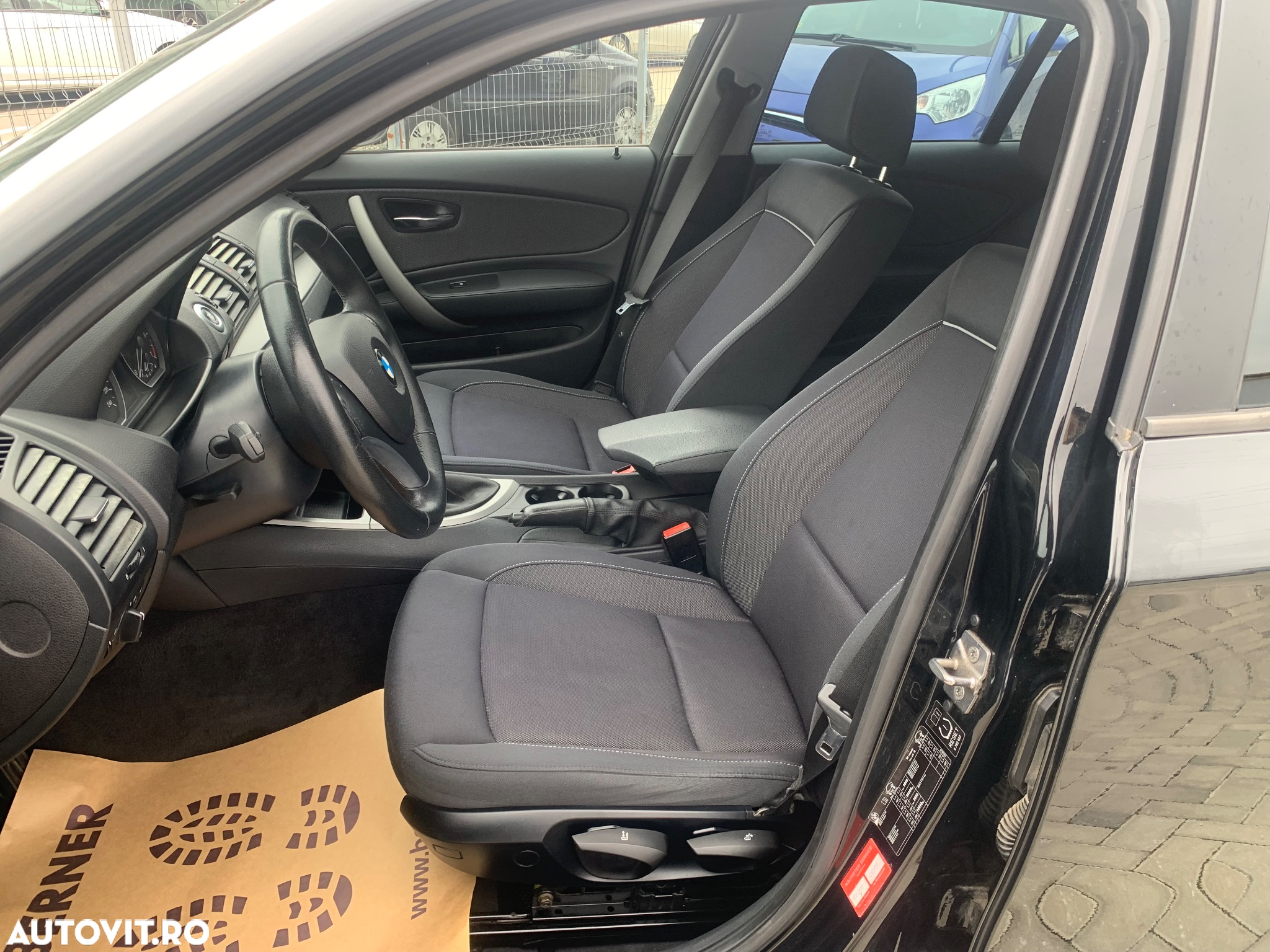 BMW Seria 1 116i - 4