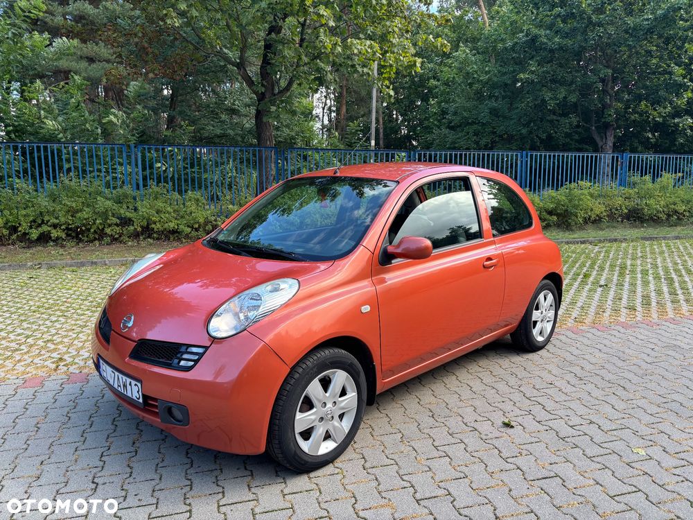 Nissan Micra - 1