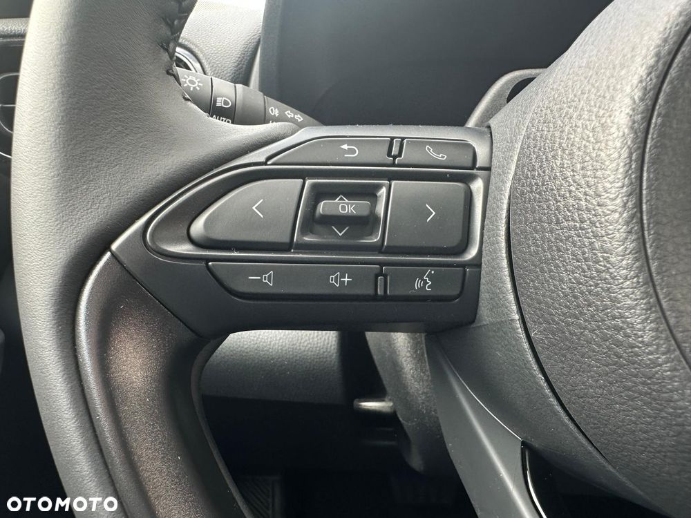 Toyota Yaris Cross - 16