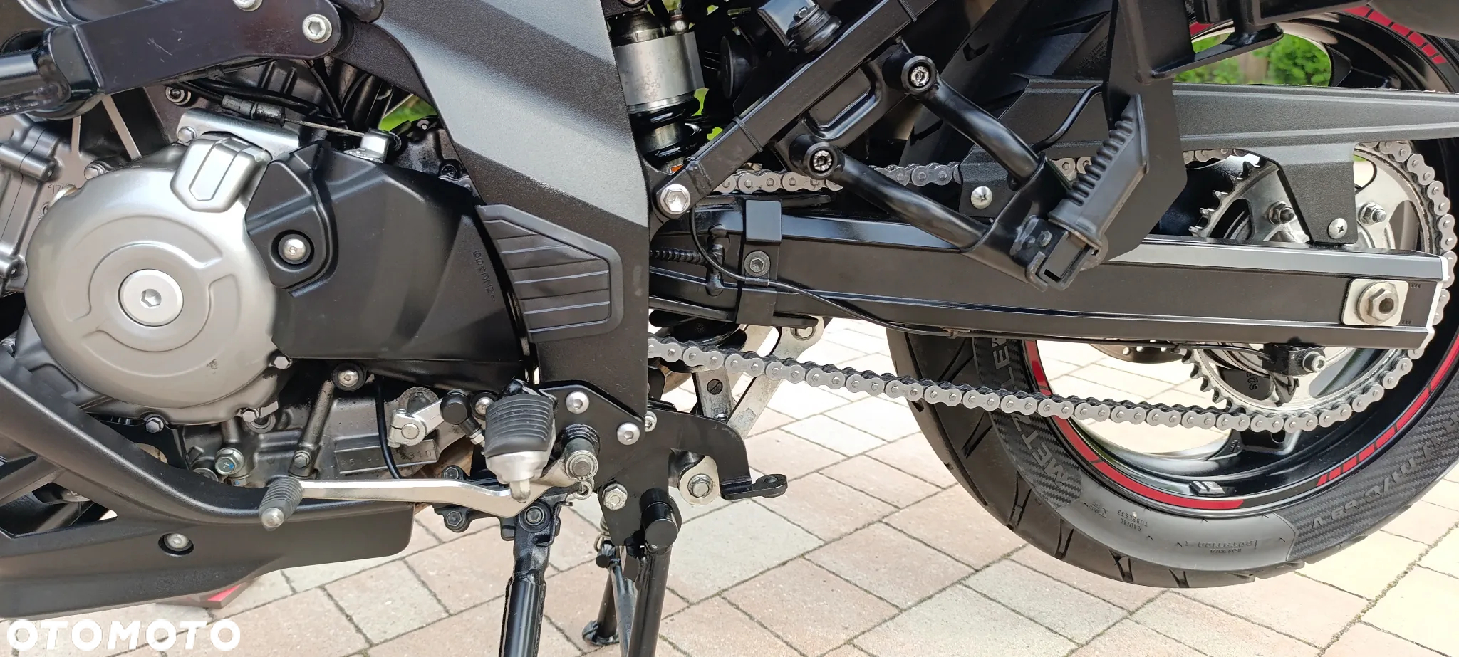 Suzuki V-STROM - 37